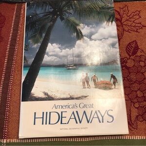 America's Great Hideaways - National Graphic Society 1986 Hardcover color book